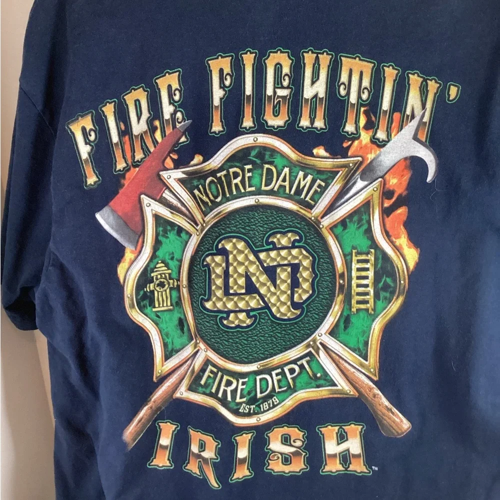 Notre Dame Fire Dept. 'Fire Fightin' Irish' Graphic Tee - Navy Size - Ex Lg - Picture 2 of 4